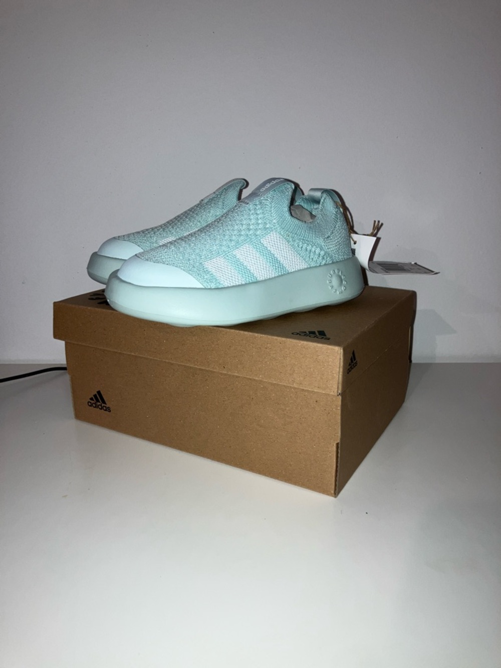 NEW adidas Kids Slip-On Sneakers in Mint Green bubble comfy